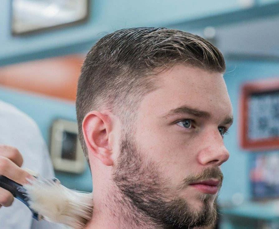 Herrenschnitt beim Coiffeur